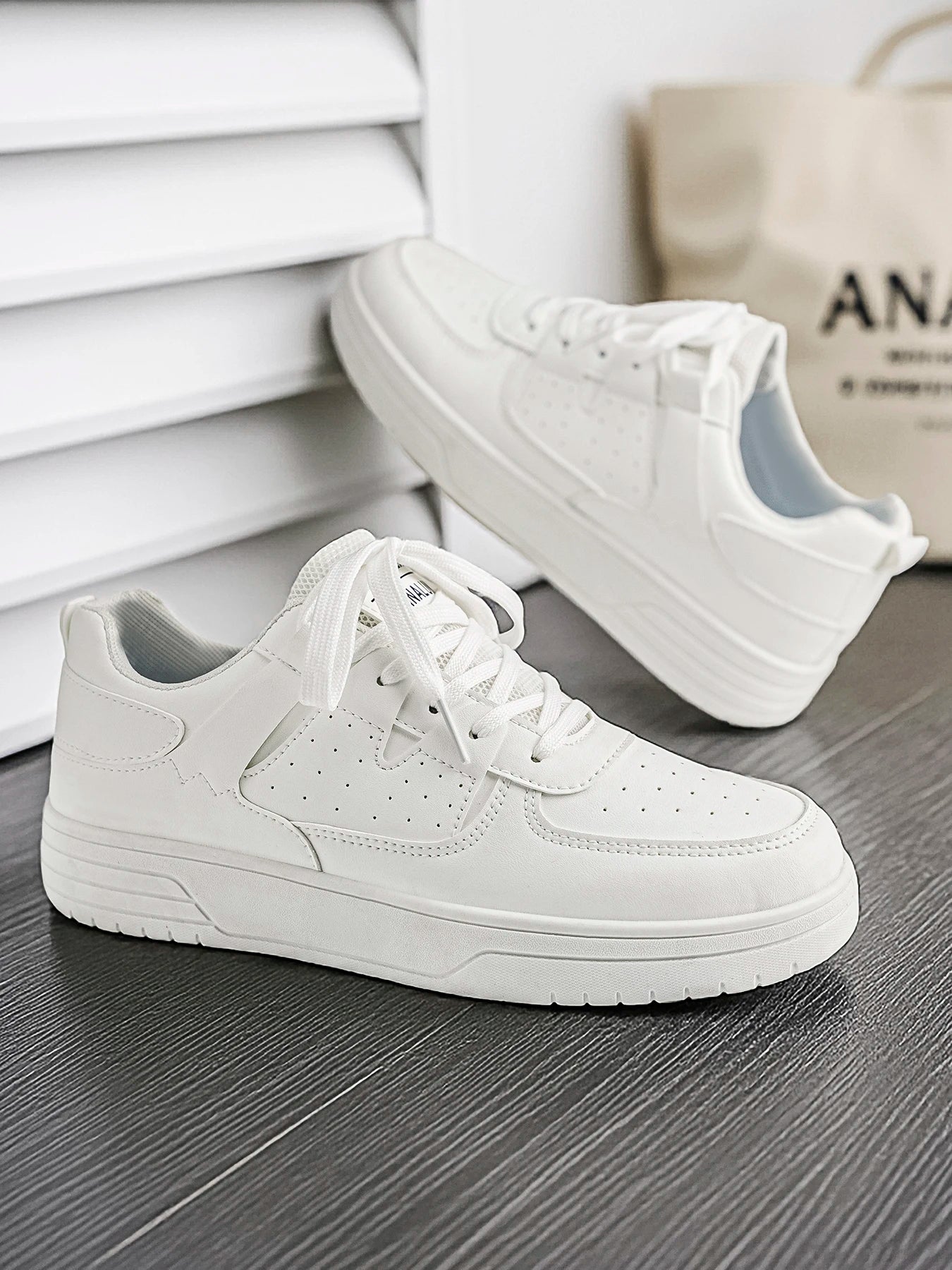 Stryde Skate Shoes